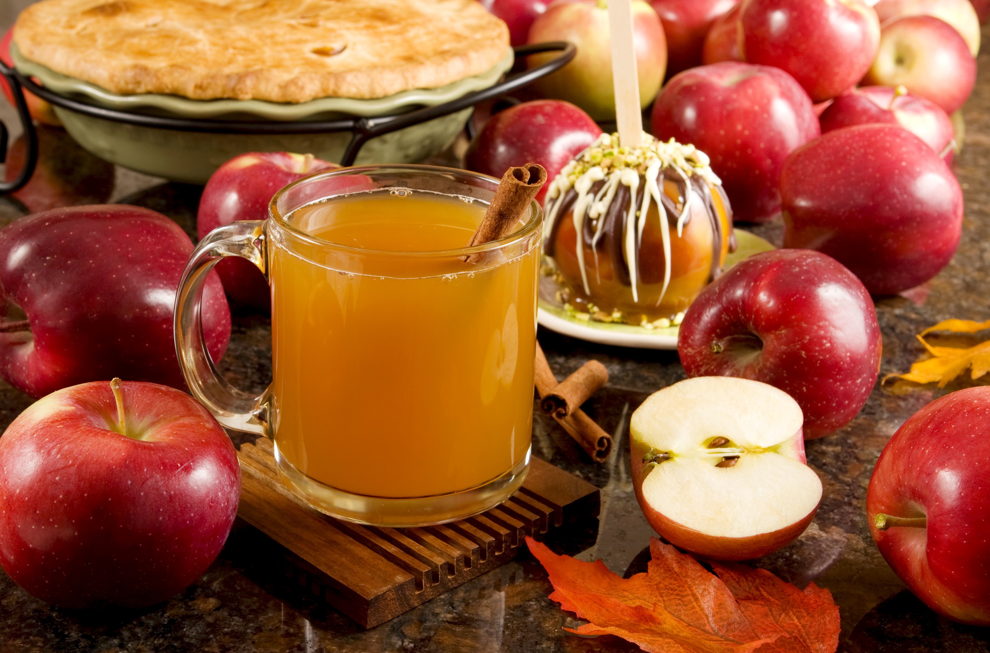 Friday Feast: National Hot Mulled Cider Day 