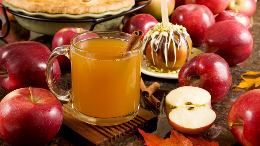 Friday Feast: National Hot Mulled Cider Day 