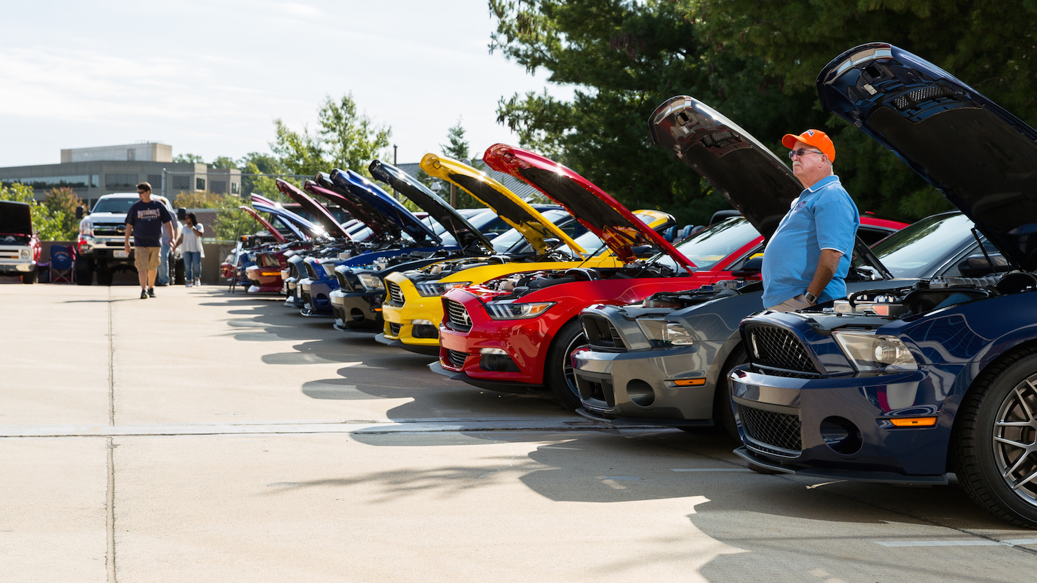 Cool cars, terrific trucks draw great crowd at NRA Car & Truck Show 