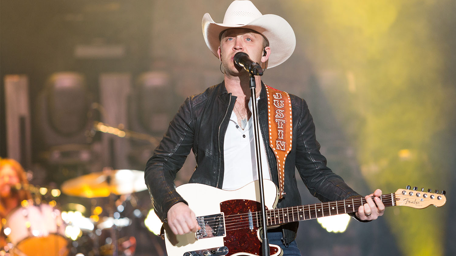 10 Country Songs That Celebrate the Outdoor Lifestyle